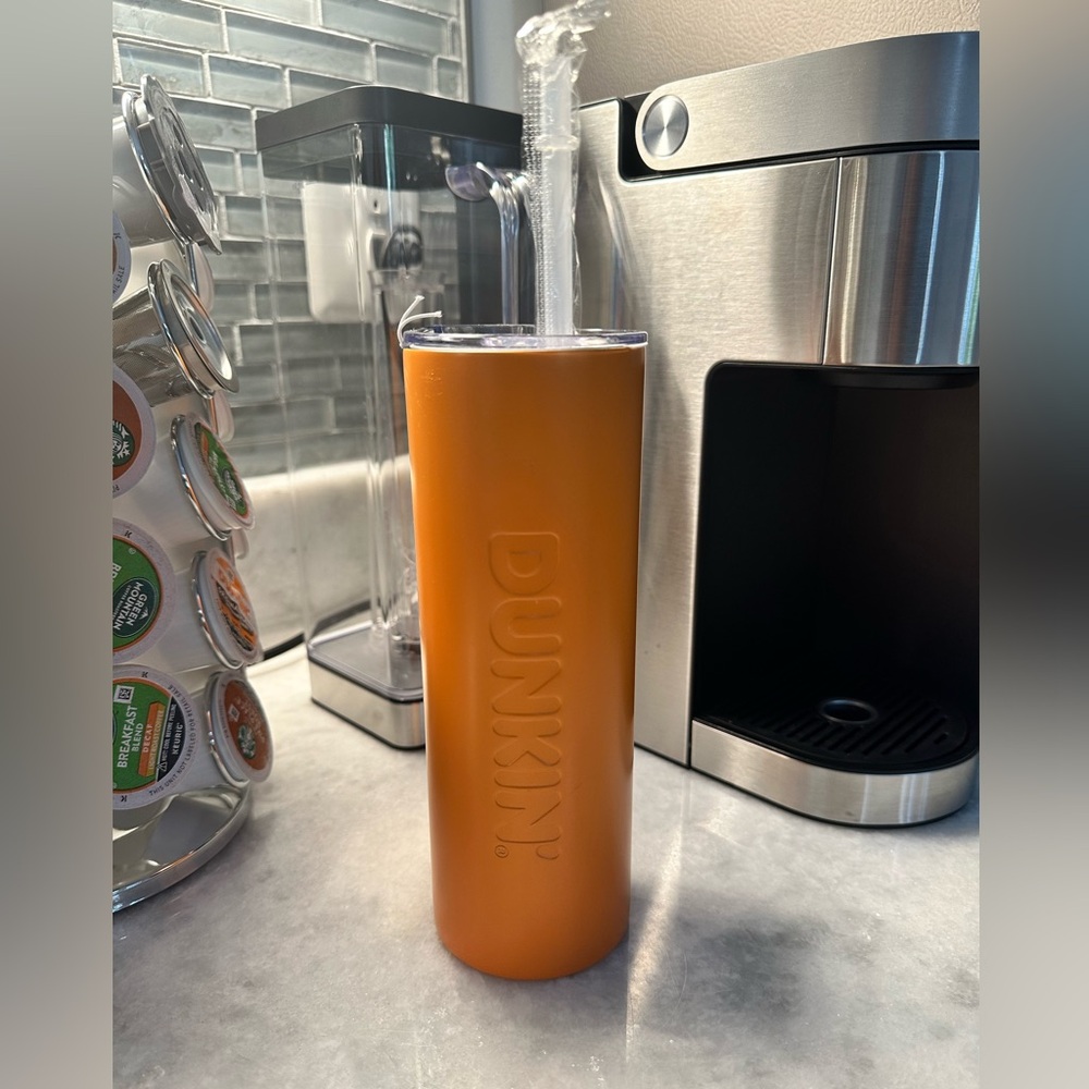 Dunkin Donuts 2023 Stainless Insulated Sipper 20oz - NWT
